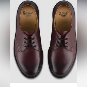 Dr Martens 1461. Red Cherry Temperley. Size unisex UK7.